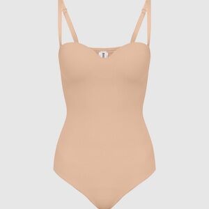 Wolford Classic Nude beige bodysuit MAT DE LUXE FORM. STRING BODY